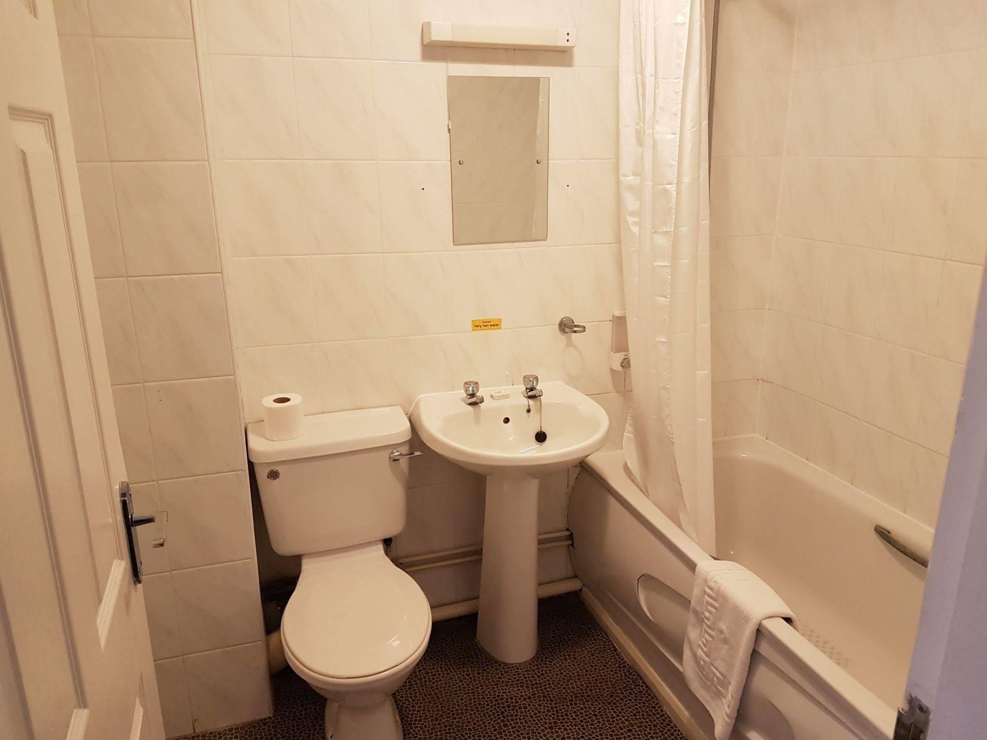 Plough Motel Stoke-on-Trent Εξωτερικό φωτογραφία